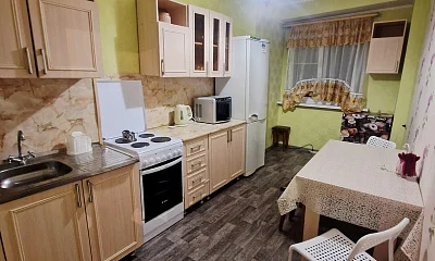 4х-комнатная квартира Агрба 18 кв 66, Пицунда Фото: 1 из 21