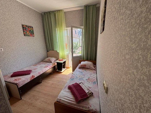 "Тихий уголок" гостевой дом, Архипо-Осиповка Фото: 36 из 51