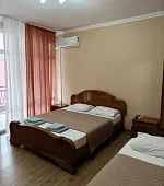 "Люкс 3х-местный с балконом №9"