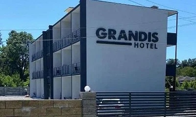 "GRANDIS" гостиница, Пицунда Фото: 1 из 16