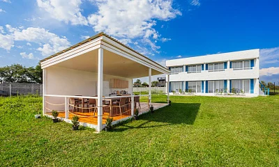 "Villa Blanca" отель, Гудаута Фото: 1 из 21