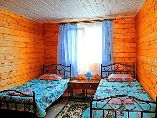 "Деревянные коттеджи На Лазурном" гостевой дом , Благовещенская Фото: 25 из 49
