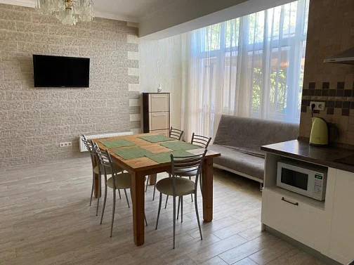 "Домик в Гаспре" гостевой дом, Ялта Фото: 32 из 46