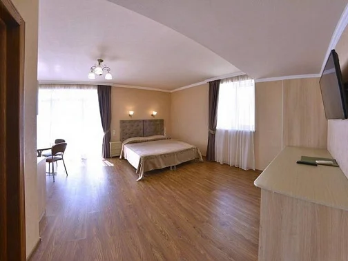 "Villa Oliva" отель, Рыбачье Фото: 17 из 28