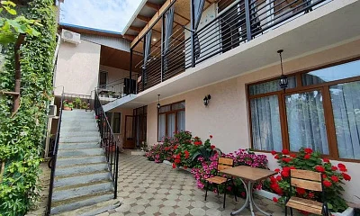 Частный сектор Спортивная 4, Гагра Фото: 1 из 35