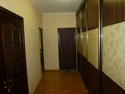 2х-комнатная квартира Жуковская 18, Геленджик Фото: 5 из 17