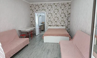 1-комнатная квартира Олега Кошевого 15 бокс 100, Дивноморское Фото: 1 из 8