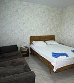 "3х-местный"