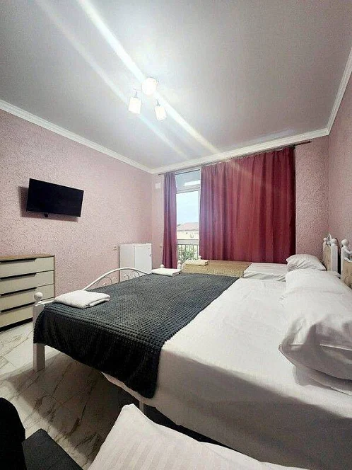 "У Ларисы" гостевой дом, Гагра Фото: 29 из 48