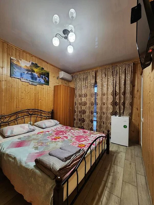 "У Ларисы" гостевой дом, Гагра Фото: 44 из 51