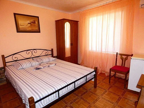 "Зеленый дворик Гульсум" гостевой дом, Морское Фото: 21 из 52